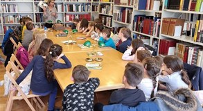 Prvašići iz Katoličke osnovne škole Svete Uršule posjetili Biskupijsku knjižnicu Varaždin